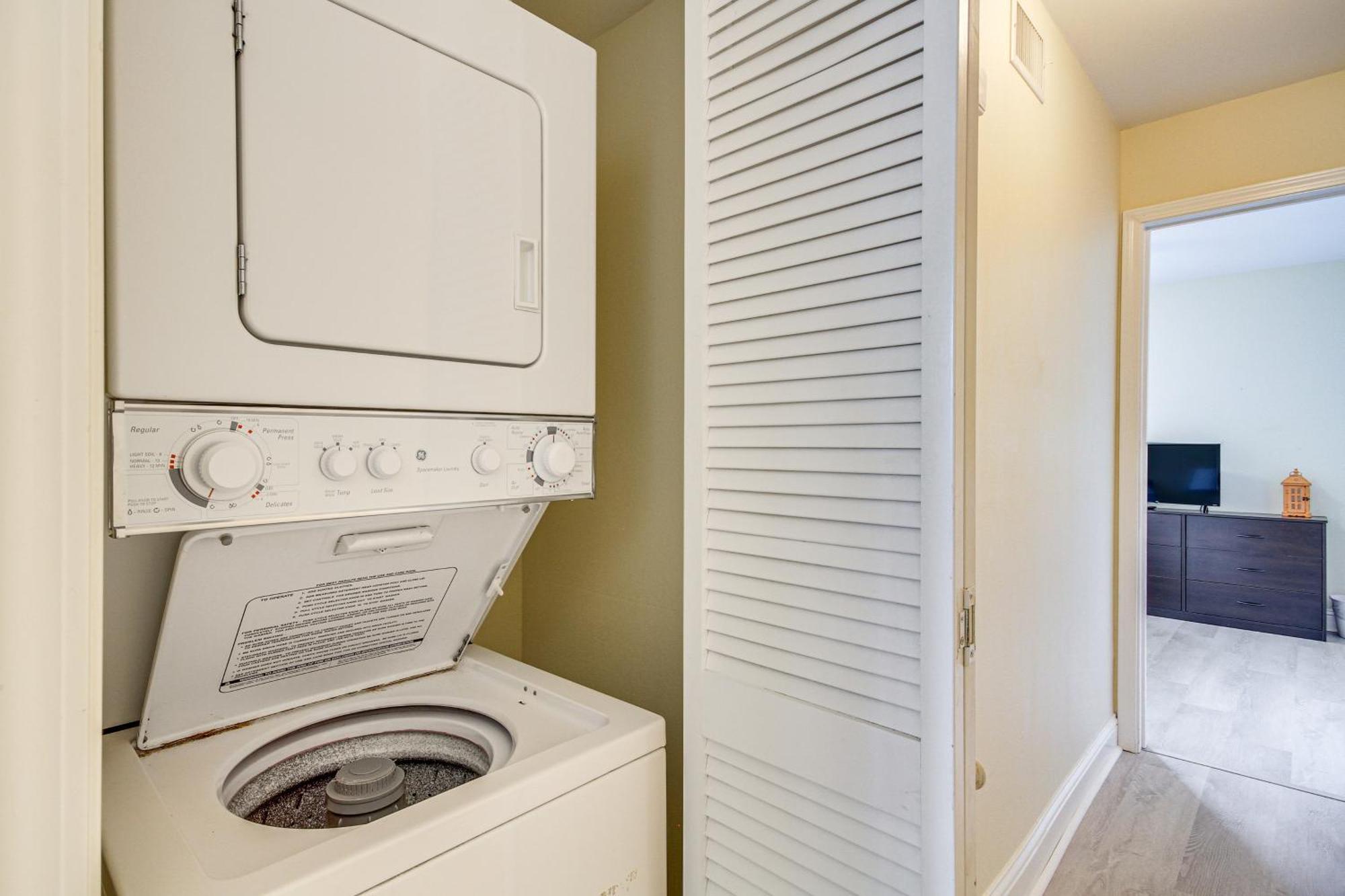 Airy Biloxi Condo With Patio Walk To Beach! Εξωτερικό φωτογραφία