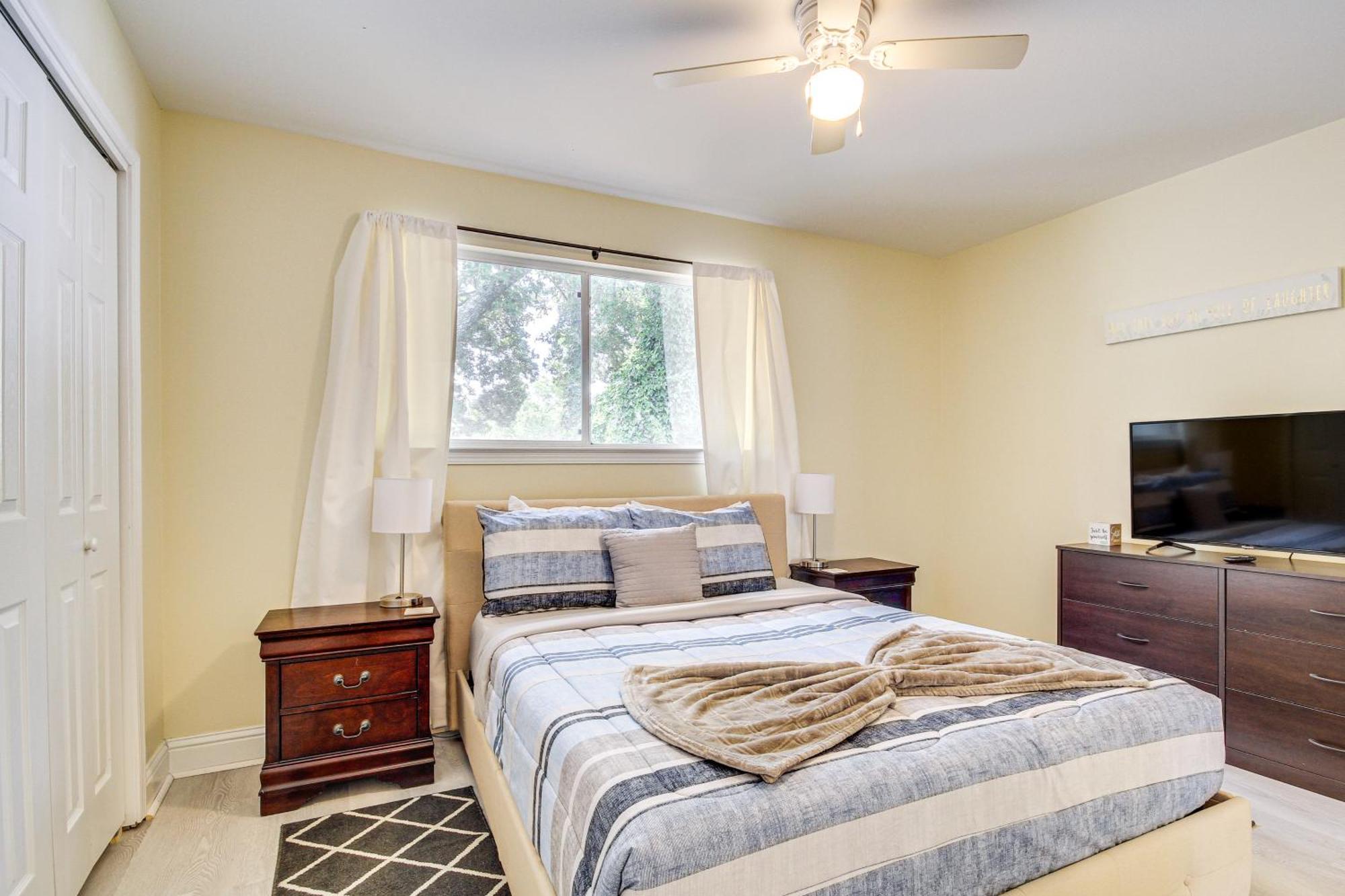 Airy Biloxi Condo With Patio Walk To Beach! Εξωτερικό φωτογραφία